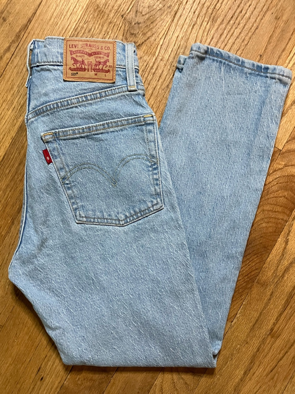 Levi's 501 Light Blue High-Rise Cropped Straight Jeans